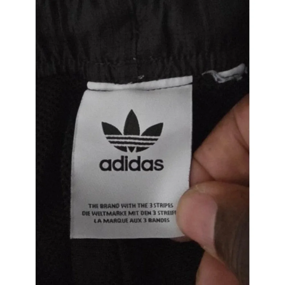 Adidas Men's Black Track Pants Joggers White Stripes Zip‎ Pockets Size M Classic